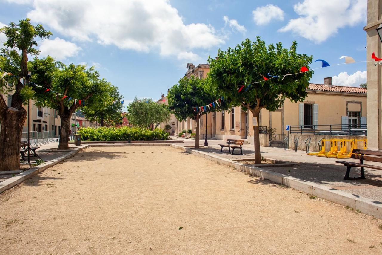 Appartement Avec Piscine Et Cuisine Roquefort-la-Bedoule Luaran gambar